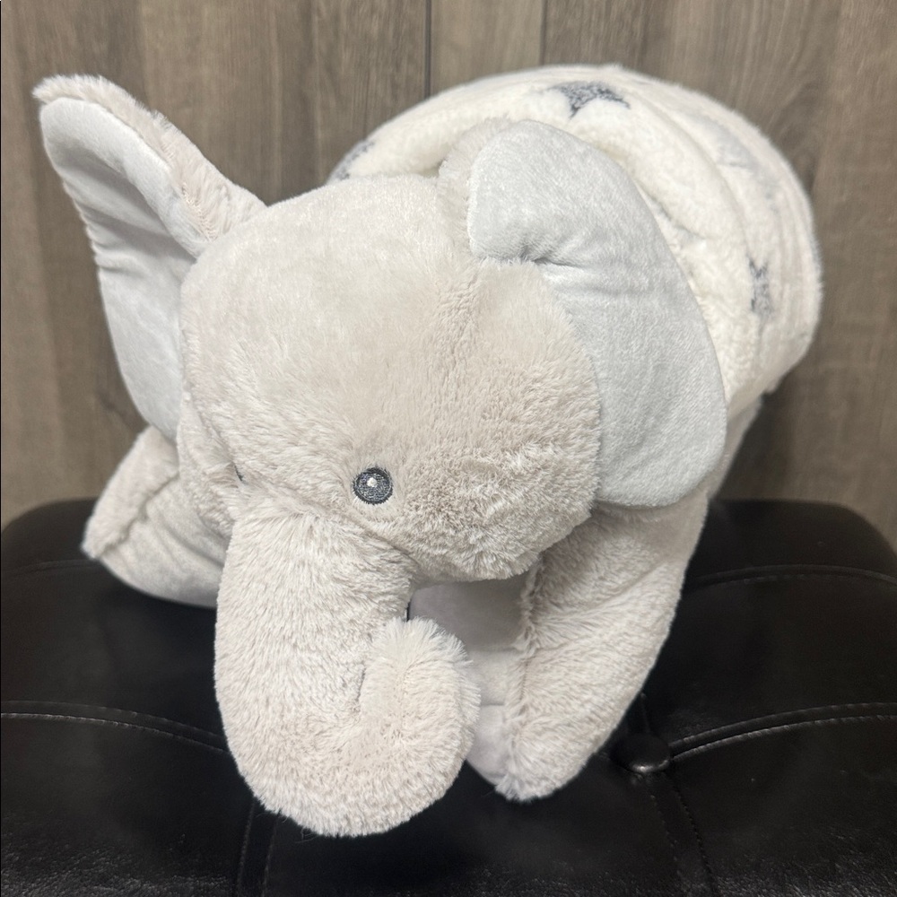New Modern Baby Gray & White Star Blanket With Plush Elephant Stuffed Toy Pillow